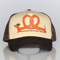 wienerschnitzel hat